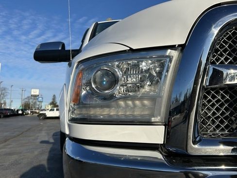 Used 2015 RAM 3500 Laramie Longhorn image 16