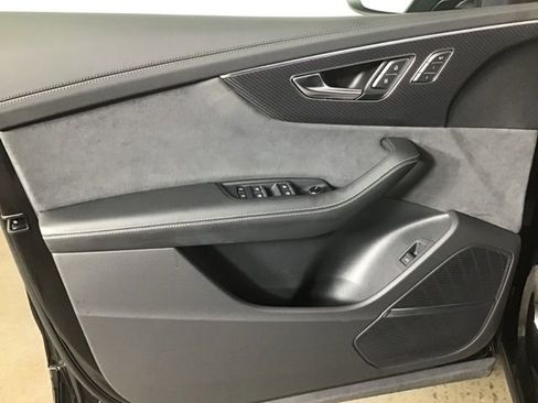 Used 2024 Audi SQ8 Prestige w/ Prestige Package image 11