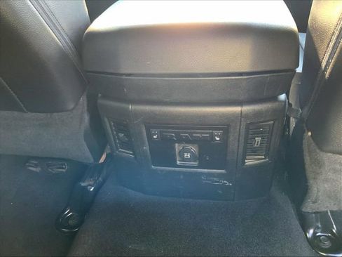 Used 2018 RAM 2500 Laramie w/ Sport Appearance Group AWD/4WD image 26
