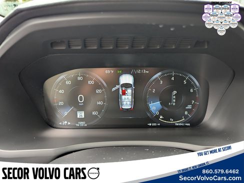 Certified 2022 Volvo XC90 T6 Inscription w/ Climate Package image 13