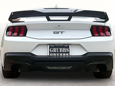 Used 2025 Ford Mustang GT Premium RWD image 5