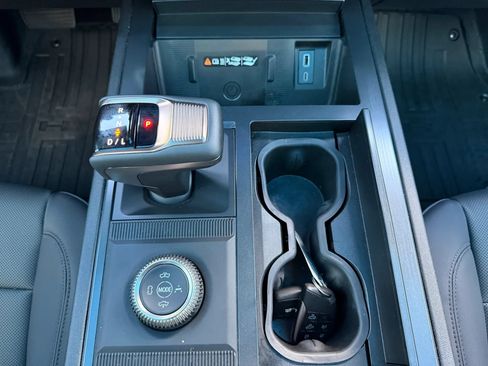 Used 2025 GMC Hummer EV 2X AWD/4WD image 36