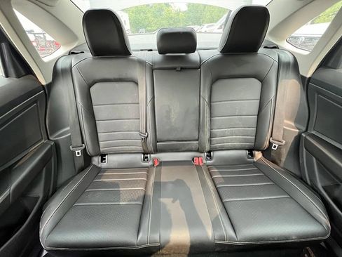Certified 2024 Volkswagen Jetta SE FWD image 29
