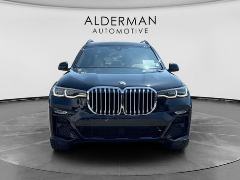Used 2022 BMW X7 xDrive40i w/ M Sport Package AWD/4WD image 8