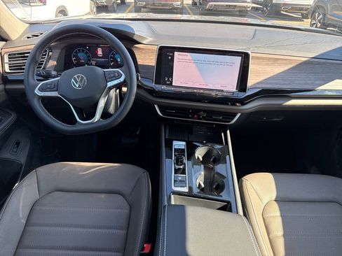 New 2026 Volkswagen Atlas SEL AWD/4WD image 11