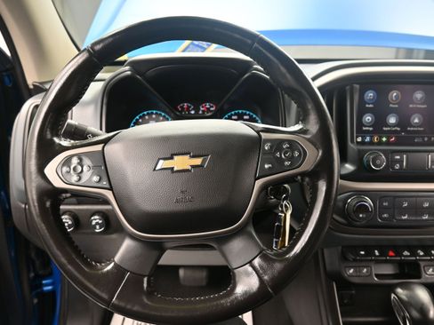 Used 2022 Chevrolet Colorado Z71 AWD/4WD image 23