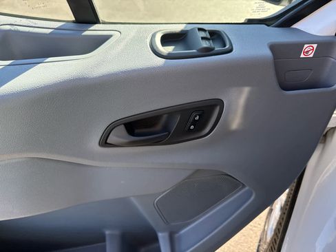 Used 2019 Ford Transit 150 XLT image 10