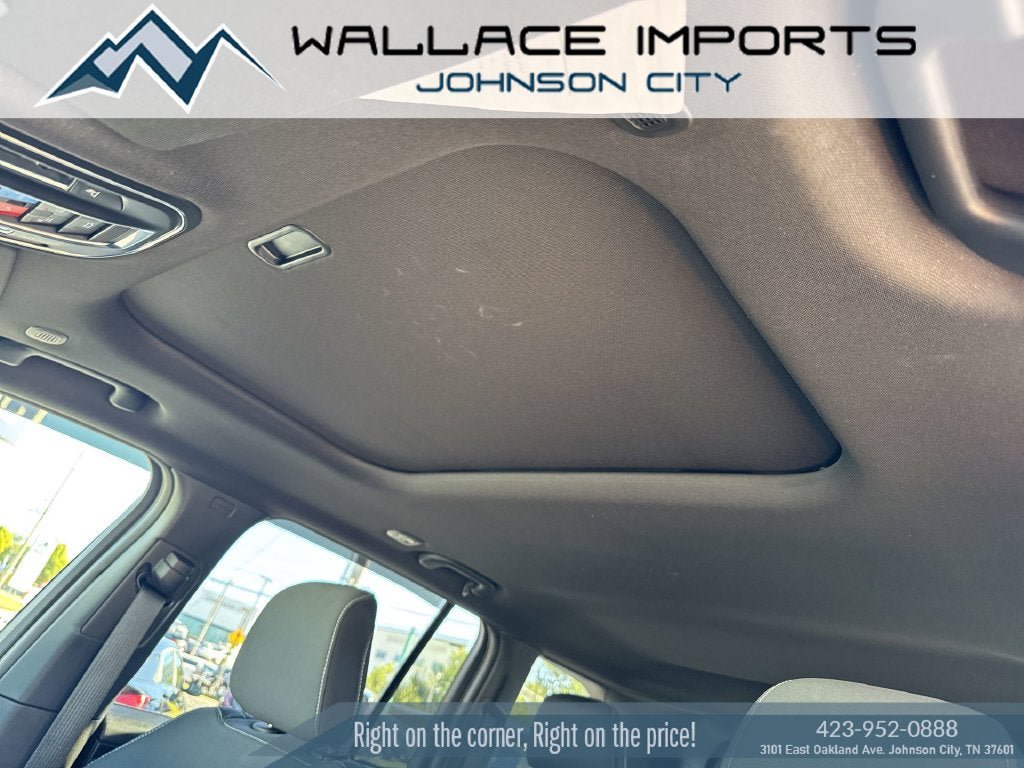 Used 2025 Jeep Grand Cherokee Laredo X w/ Luxury Tech Group I AWD/4WD image 15