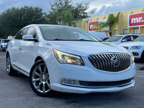 Used 2014 Buick LaCrosse Premium image 1