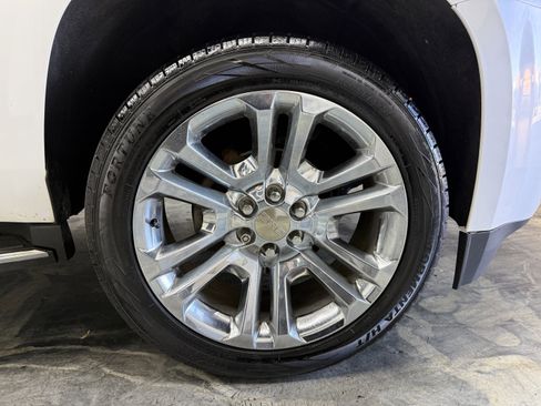 Used 2018 GMC Yukon SLT w/ Premium Edition AWD/4WD image 31