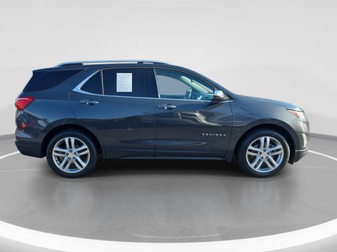 Used 2020 Chevrolet Equinox Premier image 4