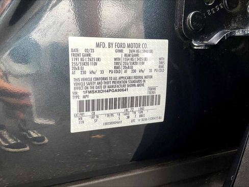 Used 2023 Ford Explorer XLT w/ Equipment Group 202A image 36