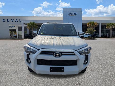 Used 2024 Toyota 4Runner SR5 RWD image 9