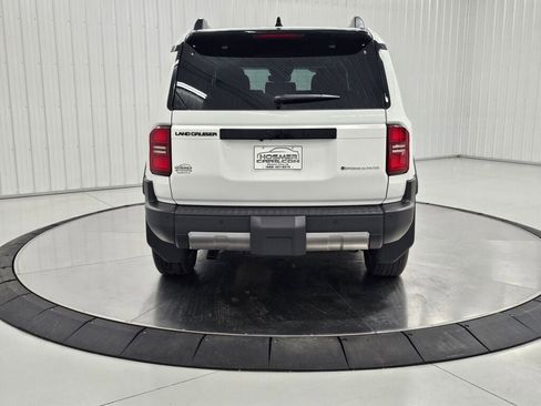 Used 2025 Toyota Land Cruiser w/ Premium Package AWD/4WD image 4