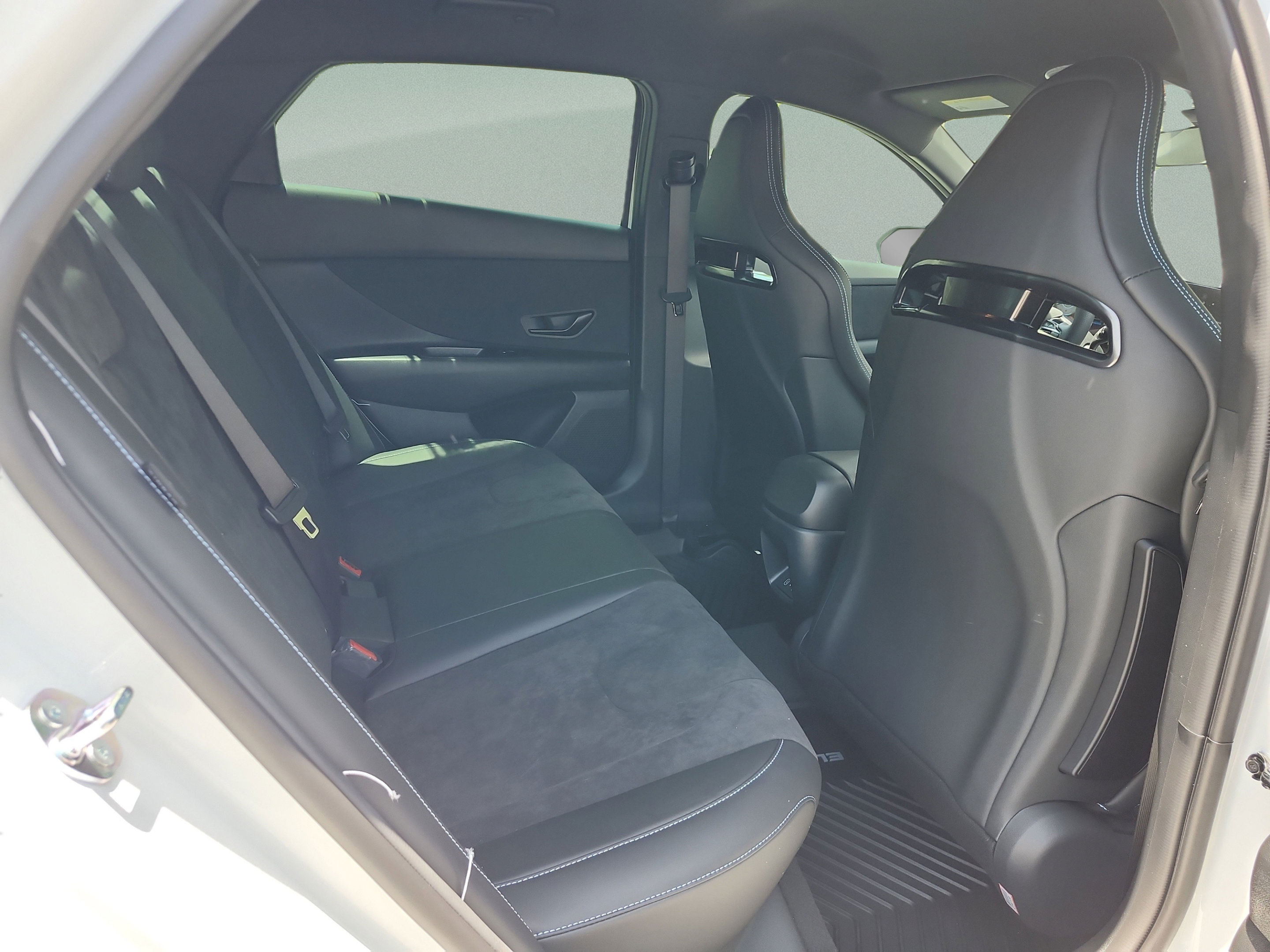Certified 2026 Hyundai Elantra N FWD image 17