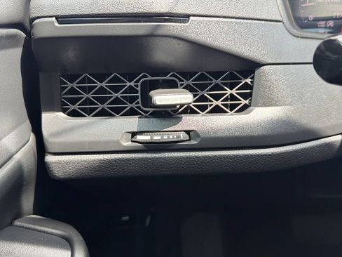Used 2025 Honda Accord SE image 27