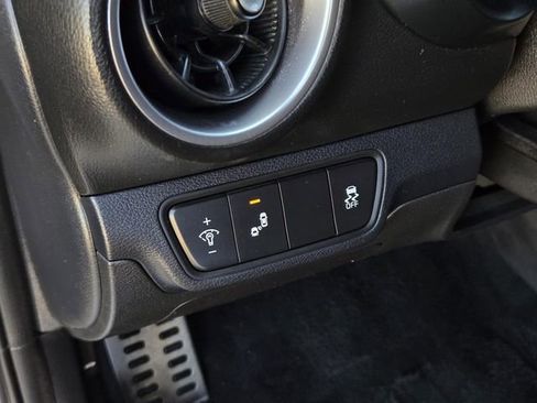 Certified 2022 Kia Forte GT-Line w/ GT-Line Technology Package FWD image 17