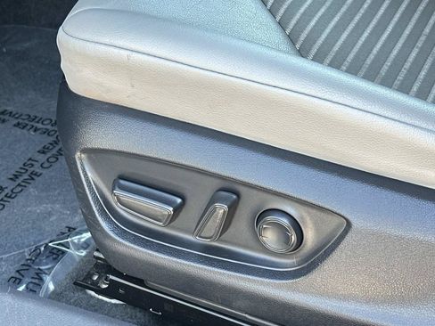 Used 2023 Toyota Camry SE FWD image 26