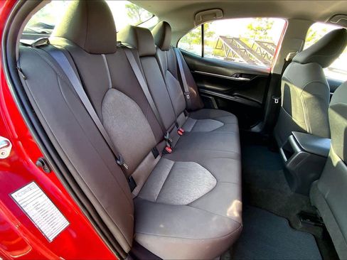 Used 2023 Toyota Camry LE image 18