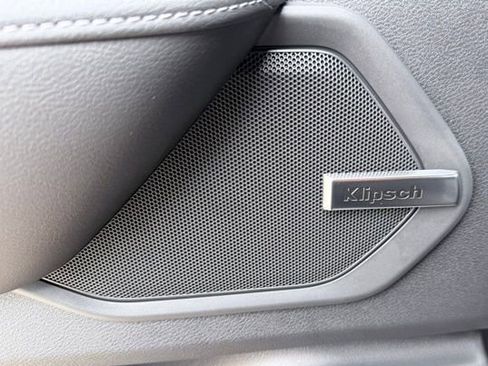 New 2026 Nissan Armada SL w/ Captain's Chari Seat Package image 22