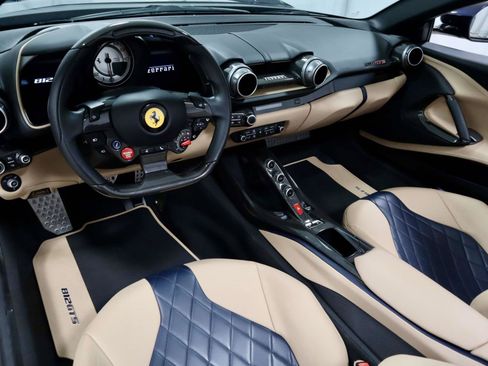 Certified 2023 Ferrari 812 GTS RWD image 19
