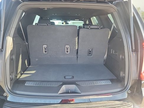 Used 2022 GMC Yukon Denali image 8