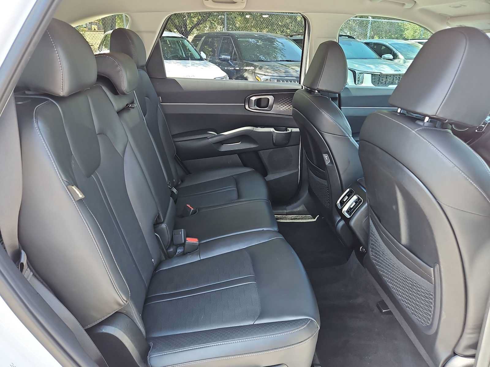 Certified 2025 Kia Sorento S FWD image 20