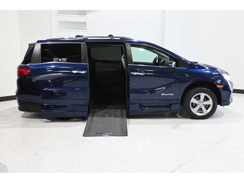 Used 2019 Honda Odyssey EX-L image 17