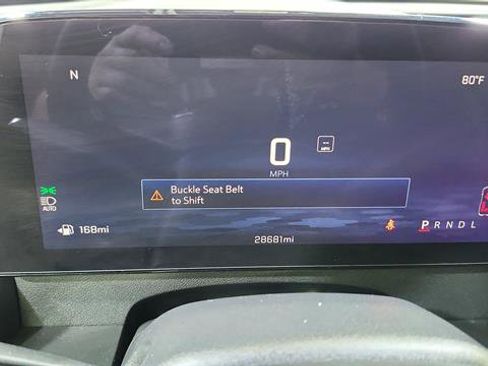 Used 2025 Chevrolet Traverse LT FWD image 14