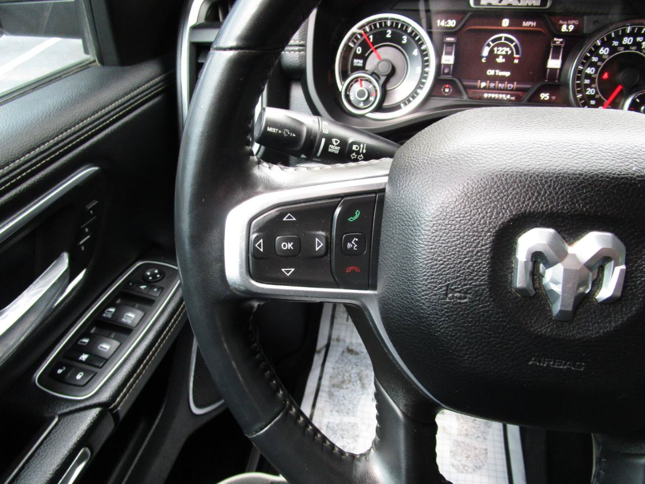 Used 2022 RAM 1500 Laramie w/ Sport Appearance Package AWD/4WD image 12