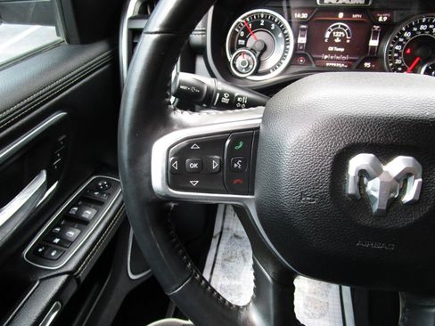 Used 2022 RAM 1500 Laramie w/ Sport Appearance Package AWD/4WD image 12