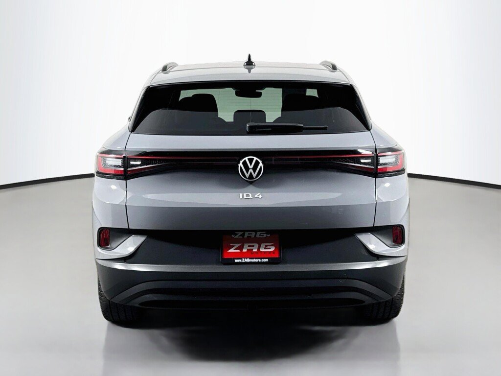 Used 2022 Volkswagen ID.4 Pro AWD/4WD image 4