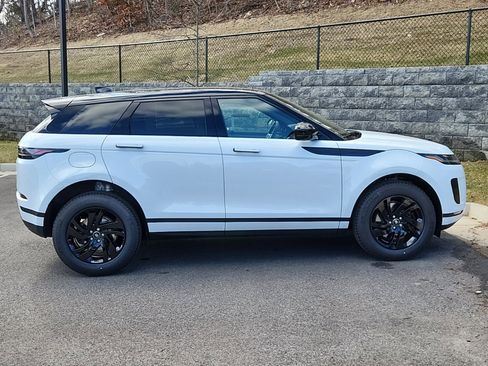 Certified 2026 Land Rover Range Rover Evoque S image 11