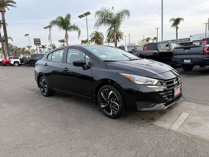 New 2025 Nissan Versa SR w/ Trunk Package