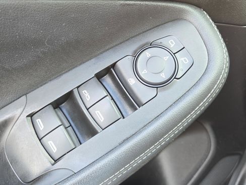 Used 2023 Buick Encore GX Select image 36