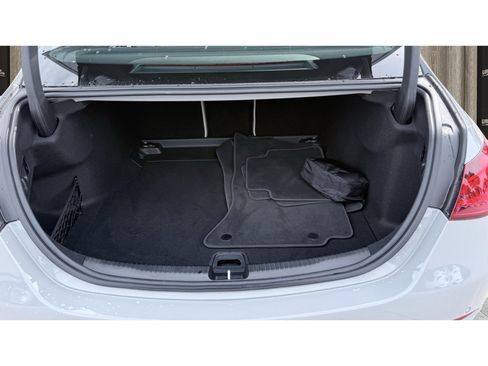 Used 2025 Mercedes-Benz C 300 Sedan image 12