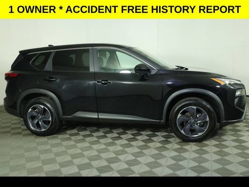 Used 2024 Nissan Rogue SV FWD image 2