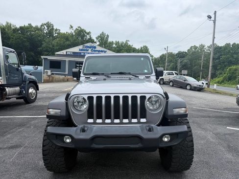 Used 2018 Jeep Wrangler Unlimited Sport S AWD/4WD image 2