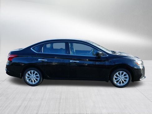 Used 2019 Nissan Sentra SV image 8