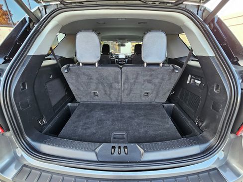 Used 2023 Ford Explorer Limited w/ Equipment Group 301A image 25