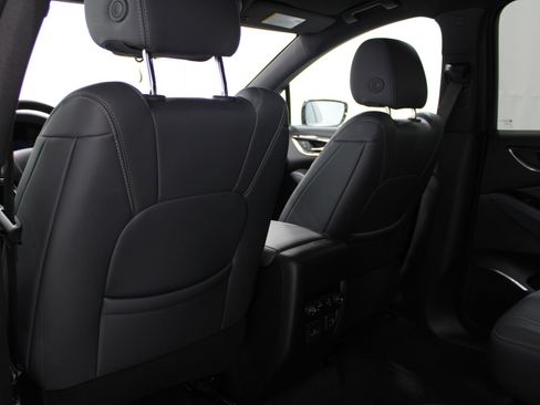 Used 2024 Buick Enclave Premium AWD/4WD image 16