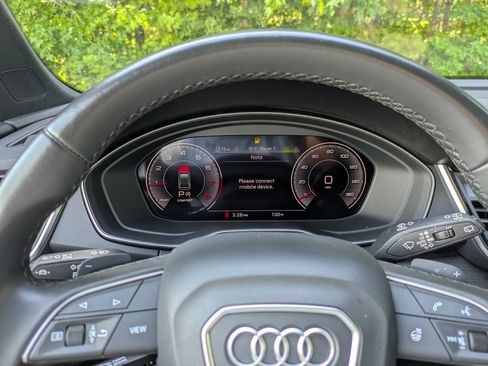 Used 2023 Audi Q5 2.0T Premium Plus w/ Premium Plus Package AWD/4WD image 19