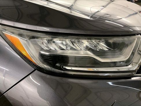 Used 2018 Honda CR-V Touring image 28
