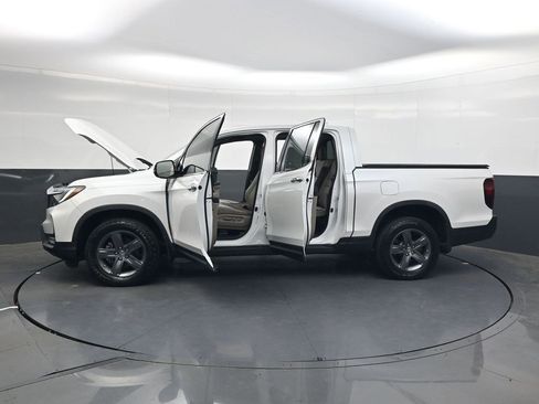 Used 2023 Honda Ridgeline RTL-E image 35