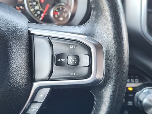 Used 2024 RAM 1500 Laramie image 30