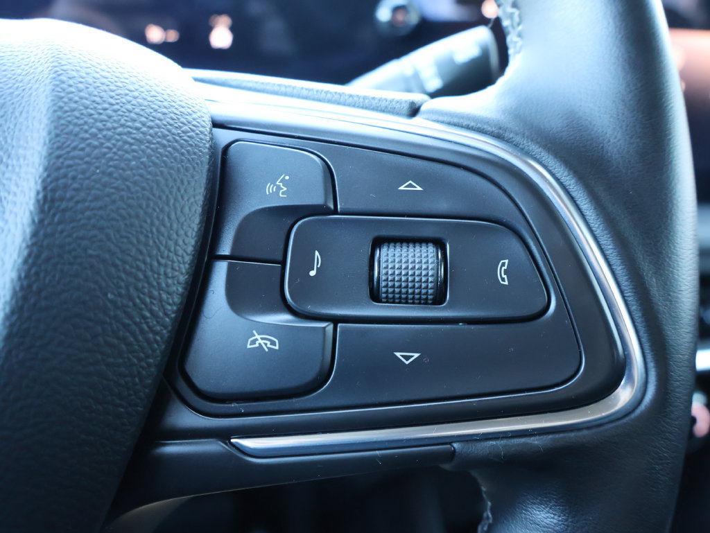 Used 2024 Buick Encore GX Sport Touring w/ Comfort Package AWD/4WD image 18
