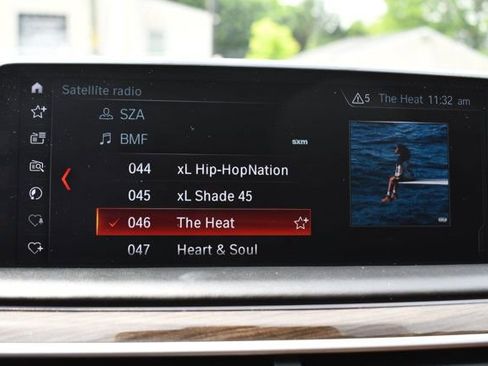 Used 2018 BMW 750i image 54