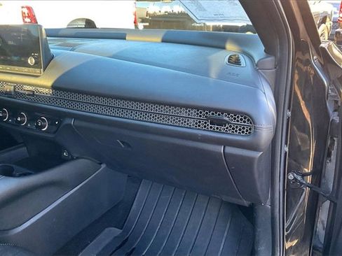 Used 2023 Honda HR-V Sport image 16