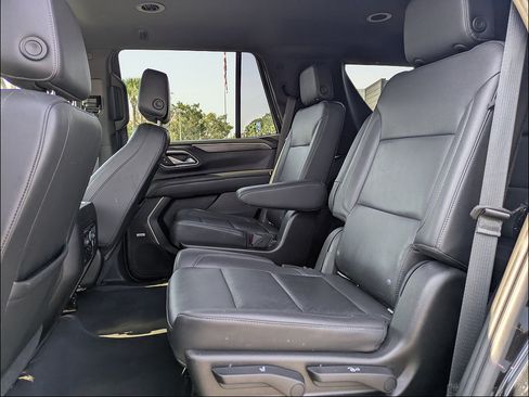 Used 2021 Chevrolet Tahoe LT AWD/4WD image 14