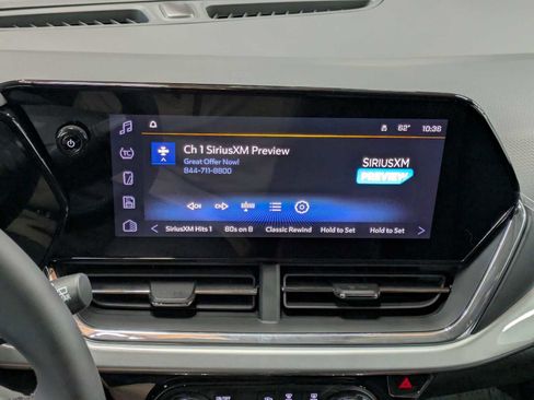 New 2026 Chevrolet Trax LT w/ Driver Confidence Package FWD image 28